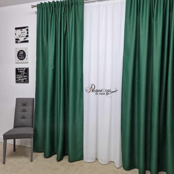 Draperie blackout uni verde