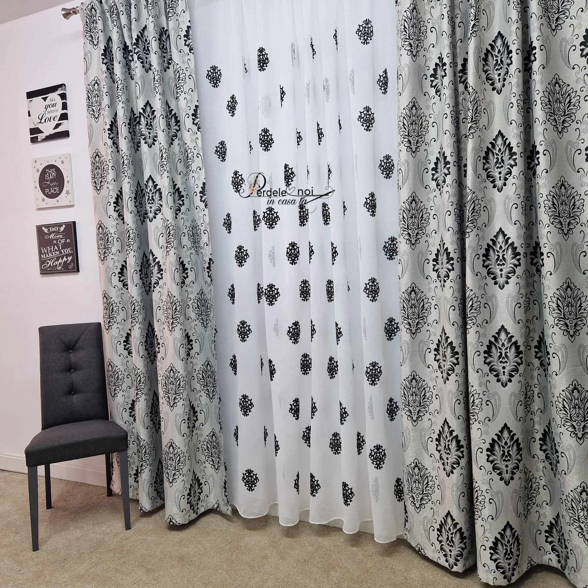 Set Burak - Perdea In cu baroc negru si draperie Gri- Negru Baroc Set Burak - Perdea In cu baroc negru si draperie Gri- Negru Baroc