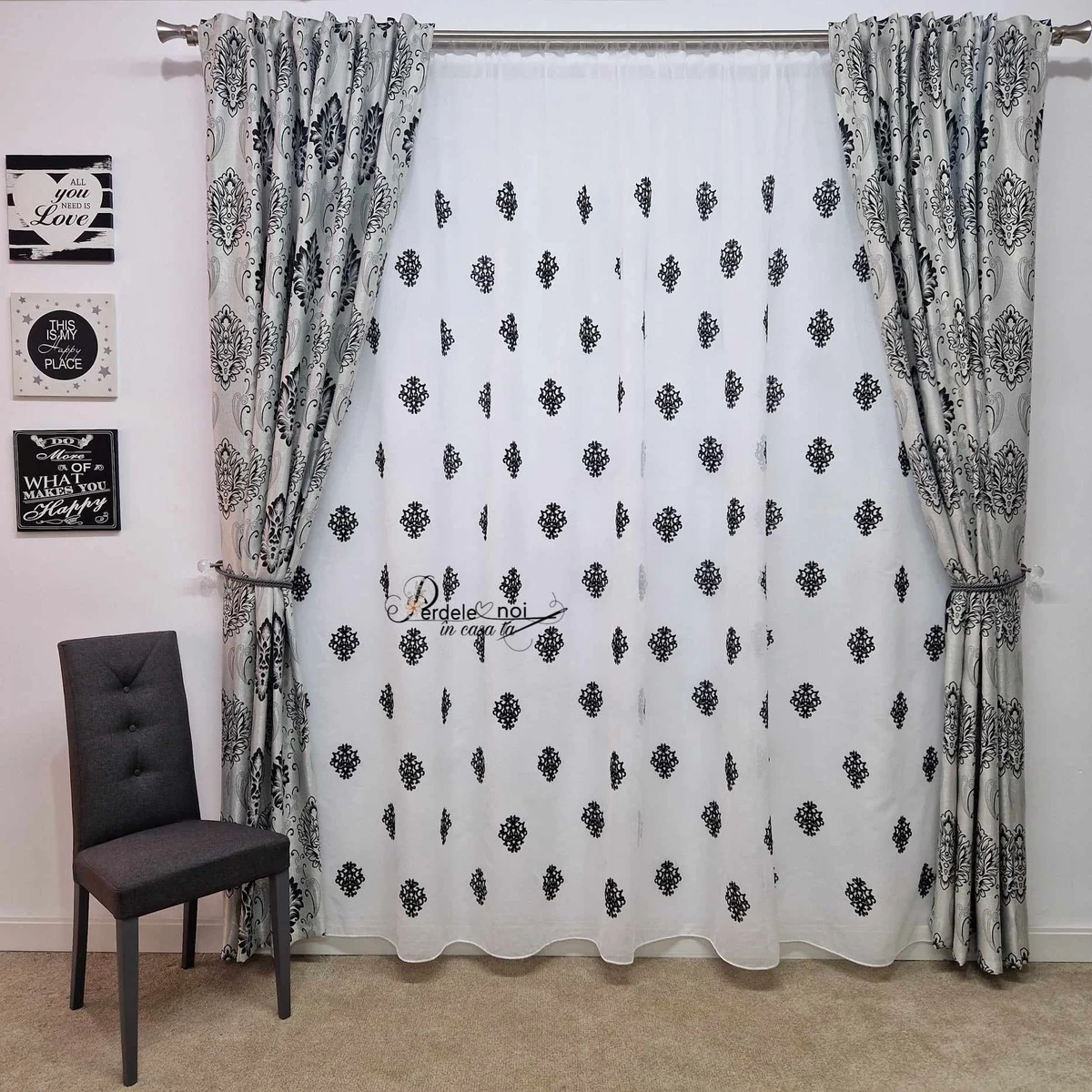 Set Burak - Perdea In cu baroc negru si draperie Gri- Negru Baroc Set Burak - Perdea In cu baroc negru si draperie Gri- Negru Baroc