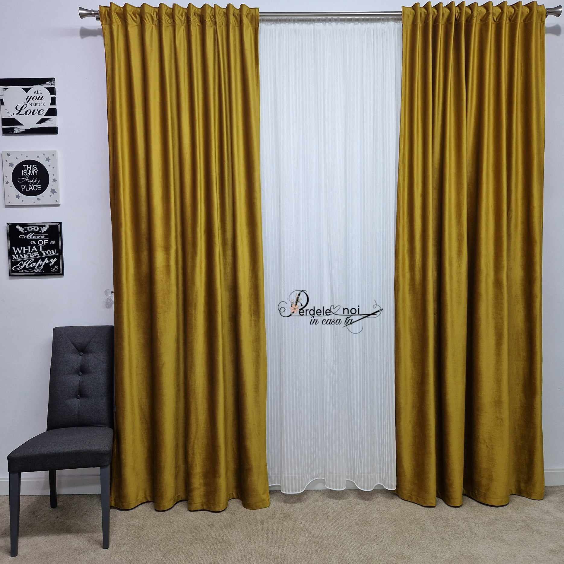 Set Defne alb - perdea Defne alb și draperie catifea muștar Set Defne alb - perdea Defne alb și draperie catifea muștar