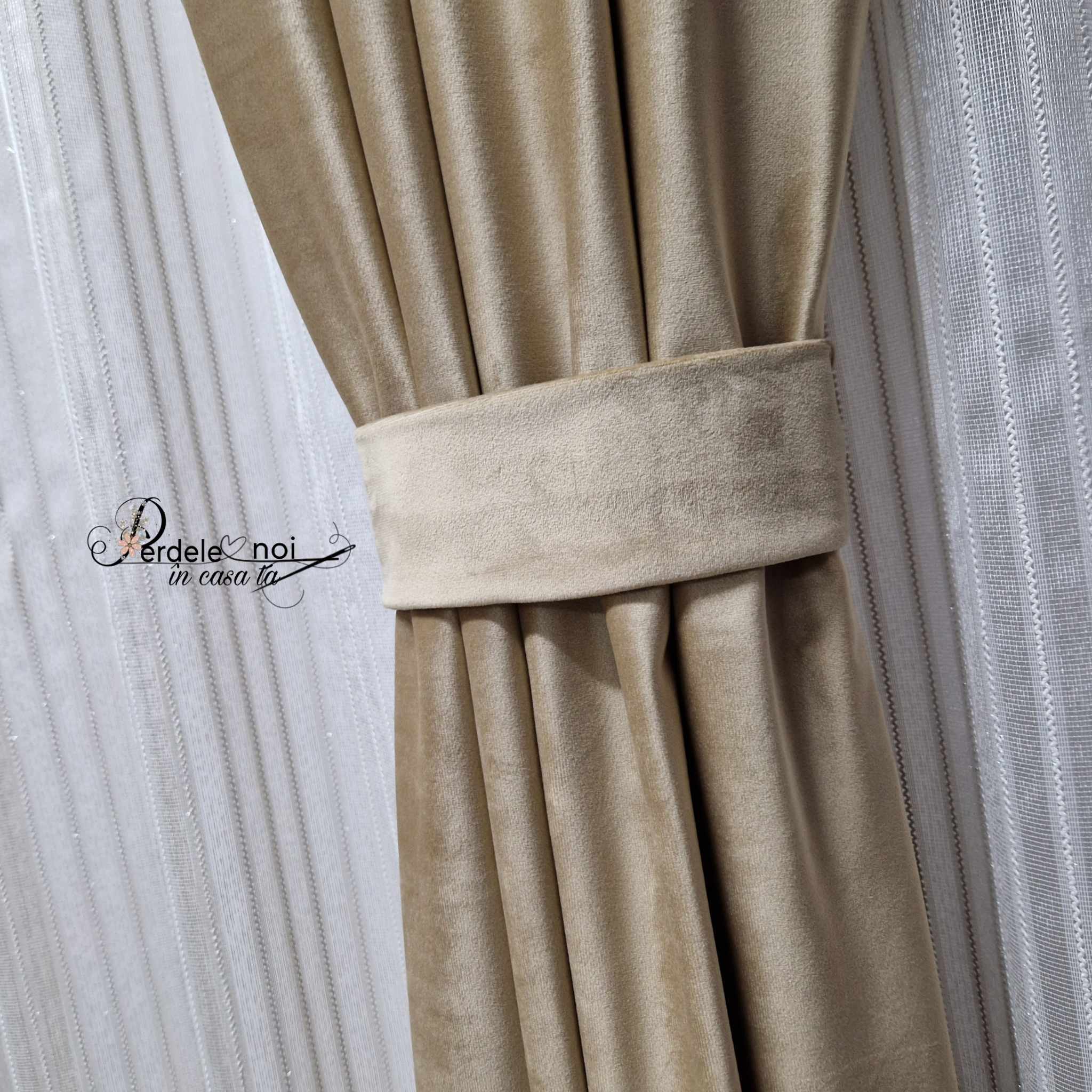 Set Defne Ivoire - Perdea Defne Ivoire și Draperie catifea cappuccino Set Defne Ivoire - Perdea Defne Ivoire și Draperie catifea cappuccino