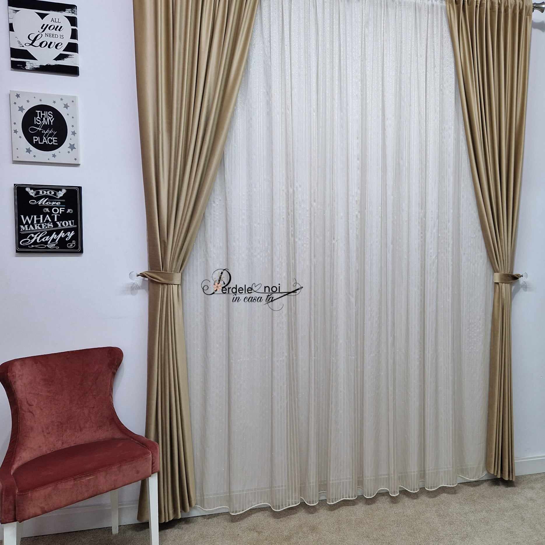 Set Defne Ivoire - Perdea Defne Ivoire și Draperie catifea cappuccino Set Defne Ivoire - Perdea Defne Ivoire și Draperie catifea cappuccino