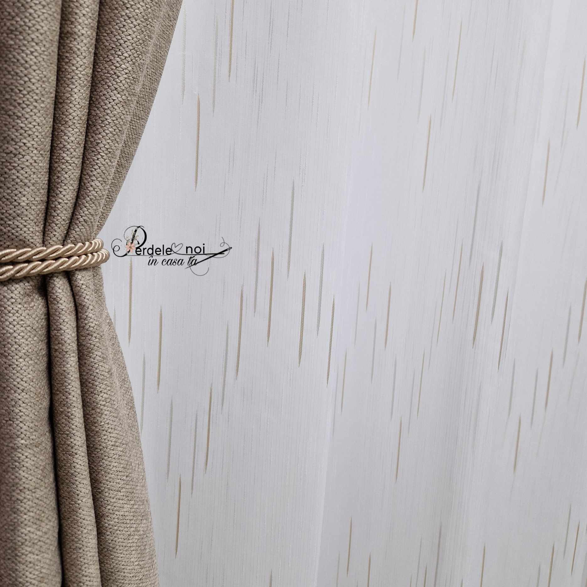 Set Melmet - perdea sable cu dungi bej și draperie rustic bej Set Melmet - perdea sable cu dungi bej și draperie rustic bej