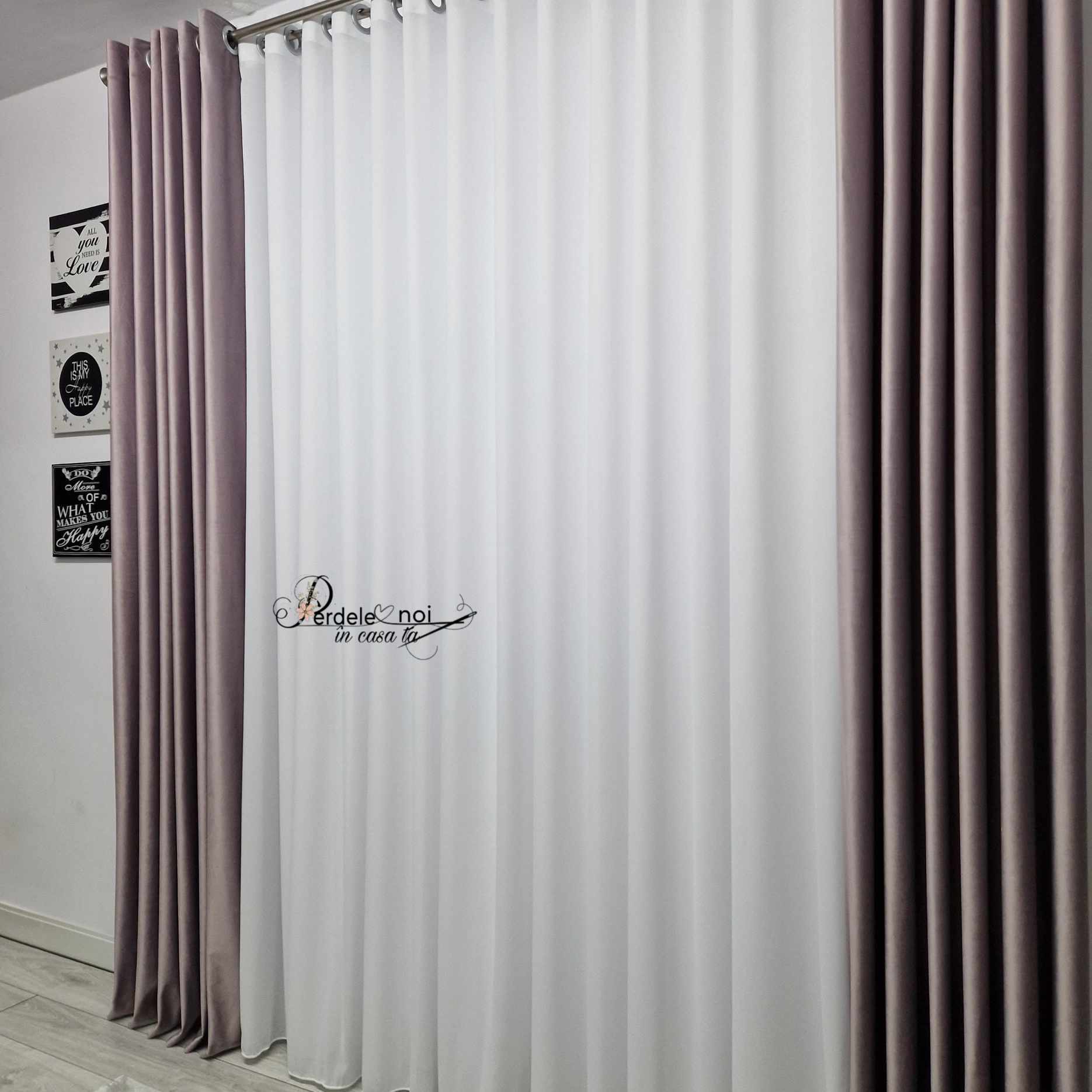Sale Perdea matase alba, 2m x 200h, rejansa fagure 6cm (copie) (copie) Sale Perdea matase alba, 2m x 200h, rejansa fagure 6cm (copie) (copie)