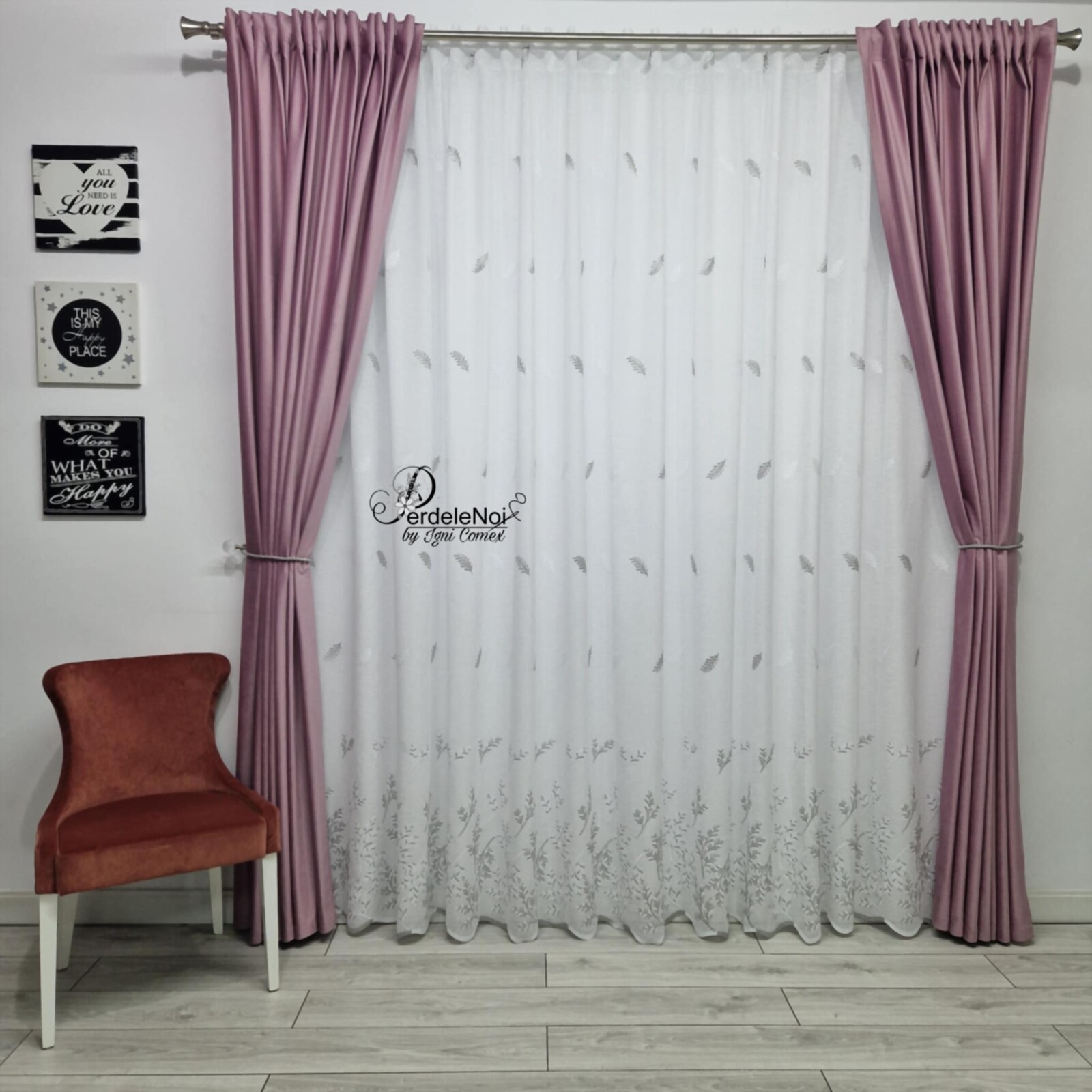Draperie catifea roz Draperie catifea roz