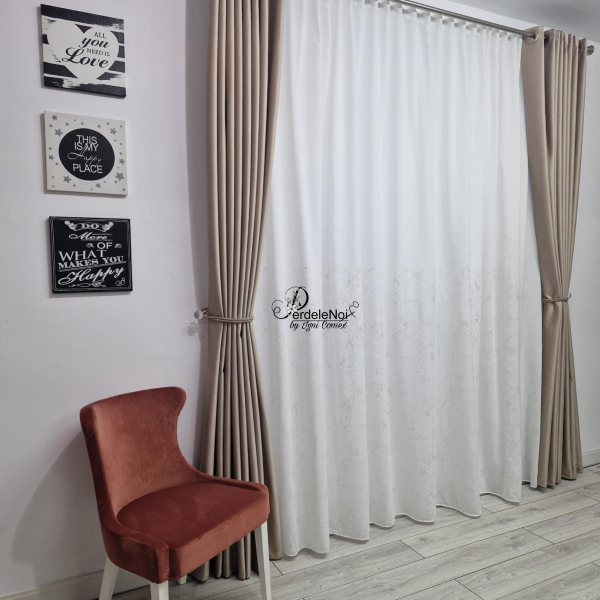 Draperie catifea blackout 100% bej Draperie catifea blackout 100% bej