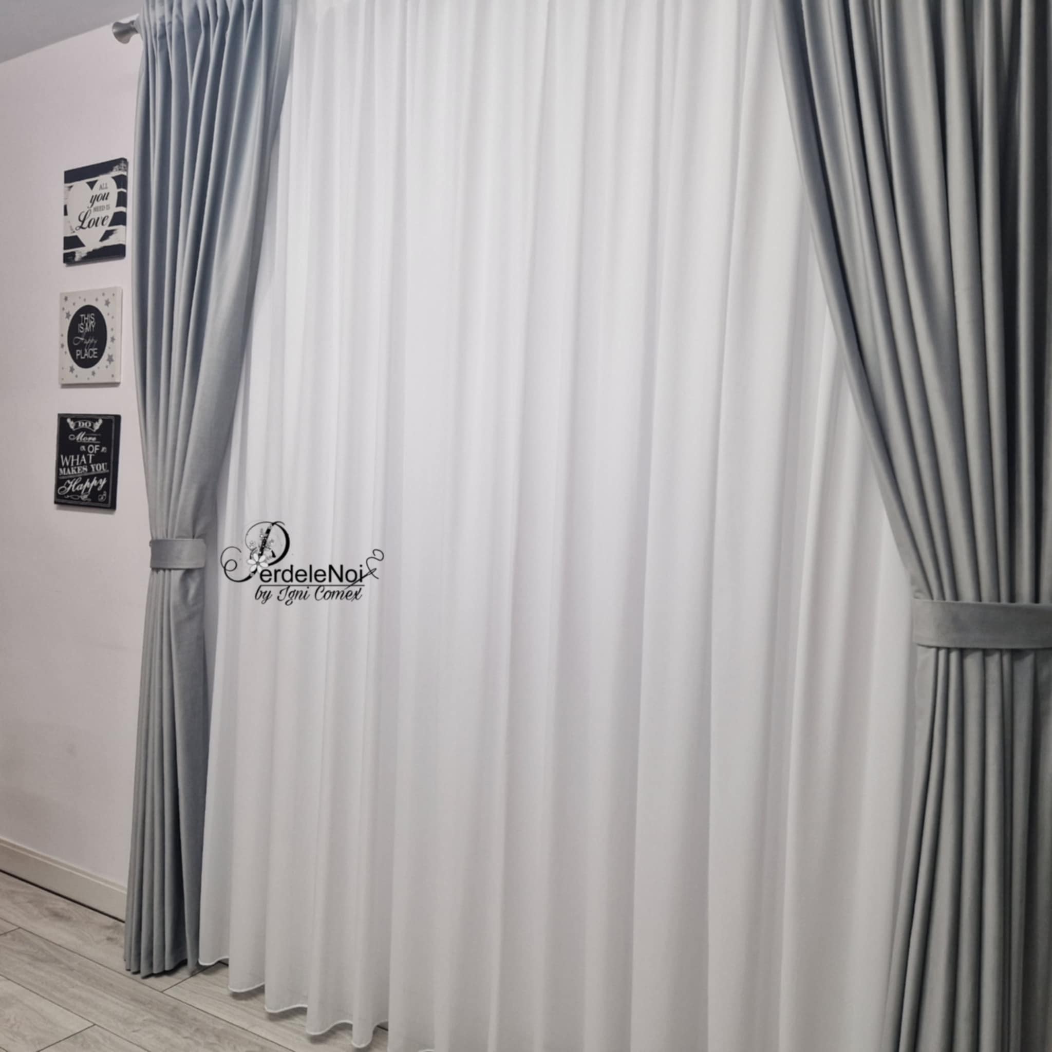 Draperie catifea gri deschis blackout 100% Draperie catifea gri deschis blackout 100%