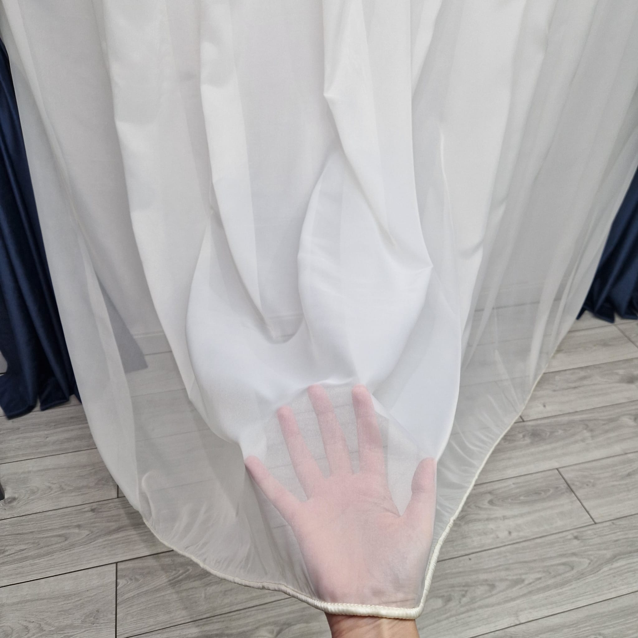 Sale Perdea voal ivoire, 1,70m x 2.40h, rejansa fagure 6cm Sale Perdea voal ivoire, 1,70m x 2.40h, rejansa fagure 6cm