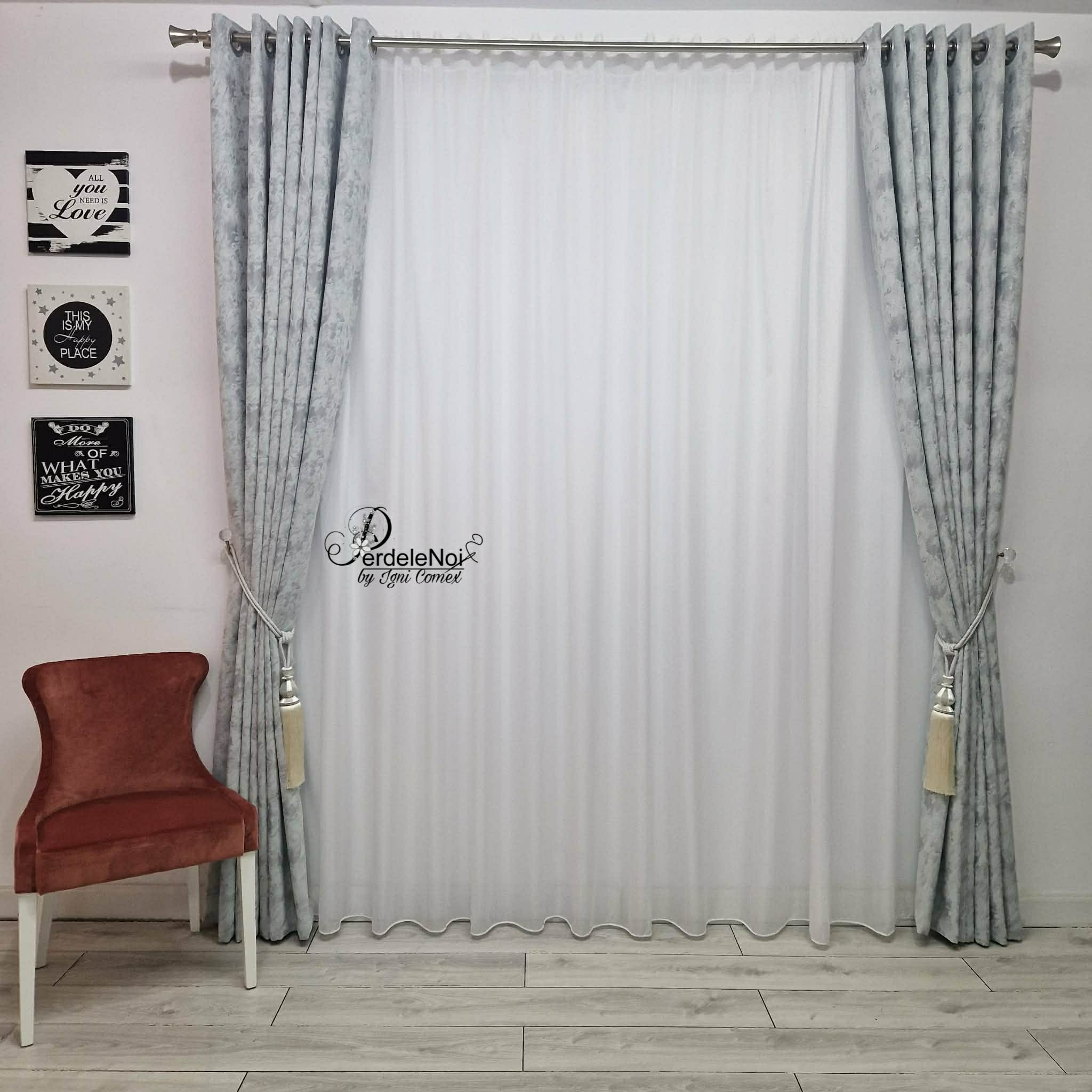 Draperie din stofă cu model gri Draperie din stofă cu model gri